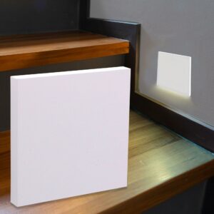Treppenbeleuchtung LED 230 V für Schalterdosen Wandeinbauleuchte eckig weiß - Unterteil Lichtfarbe Warmweiß 3000K 1,5W