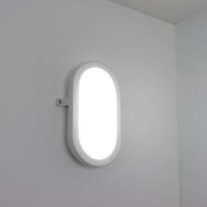 LED Feuchtraumleuchte IP54 5000K kaltweiß 12 Watt