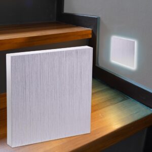 LED Treppenstufenbeleuchtung 230V – eckig, Alu gebürstet, 1,5W – Lichtaustritt Linea – kaltweiß – für den Innenbereich