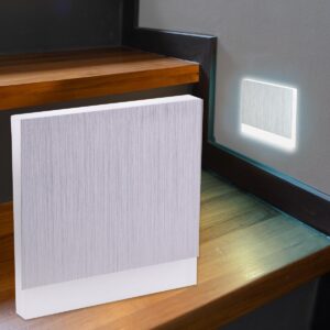 LED Treppenstufenbeleuchtung 230V – eckig, Alu gebürstet, 1,5W – Lichtaustritt Orbis – kaltweiß – Innenbereich