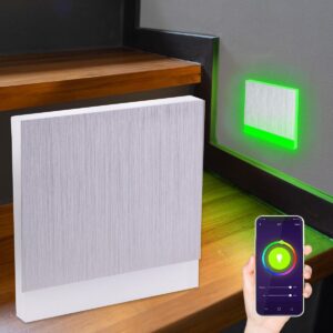 Smart Home Treppenstufenbeleuchtung – LED RGB+CCT – eckig – Alu gebürstet – App-gesteuert – 3W – Orbis Lichtaustritt – 230V